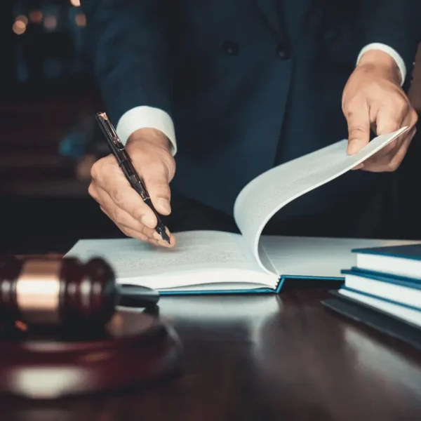 Top 5 Reasons Businesses End Up in Commercial Litigation